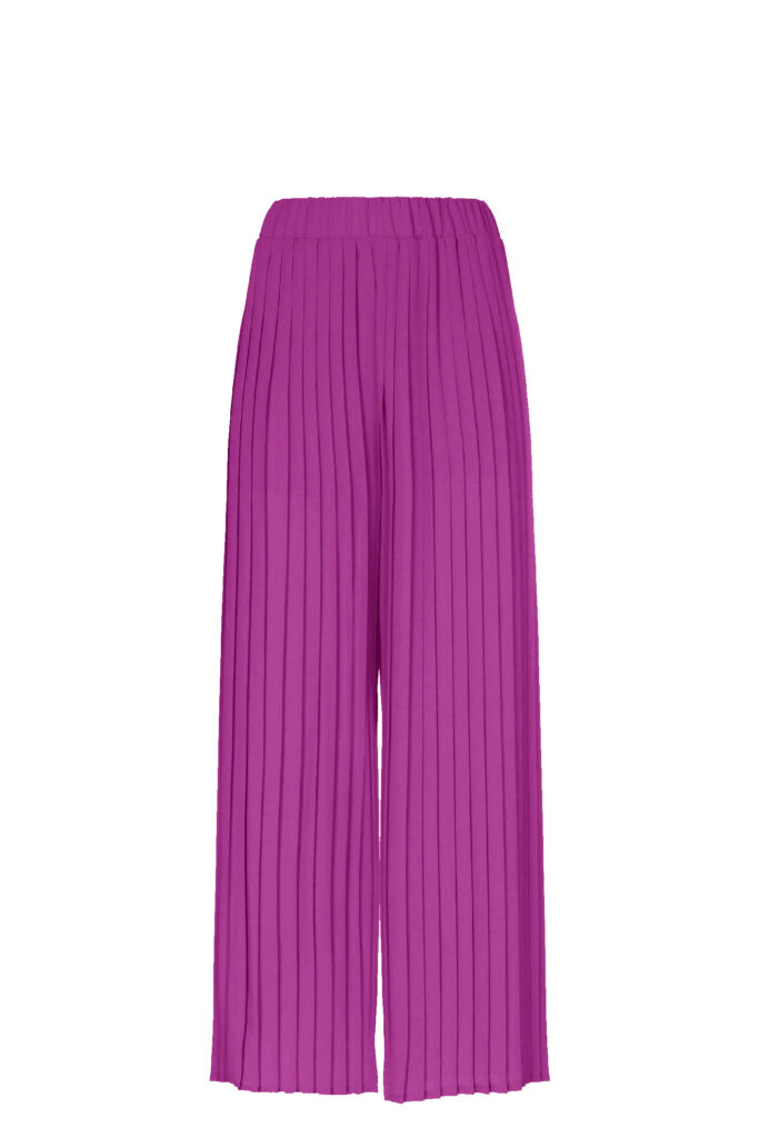 MAGENTA