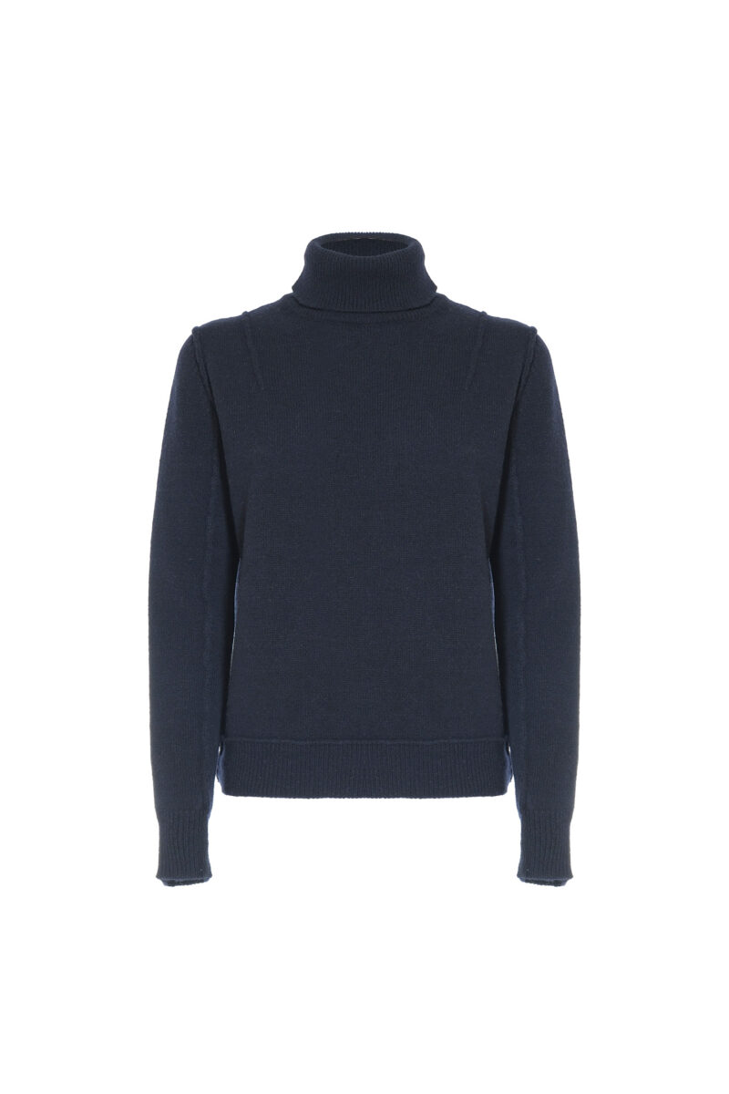 WOOL TURTLENECK WITH VISIBLE STITCHING