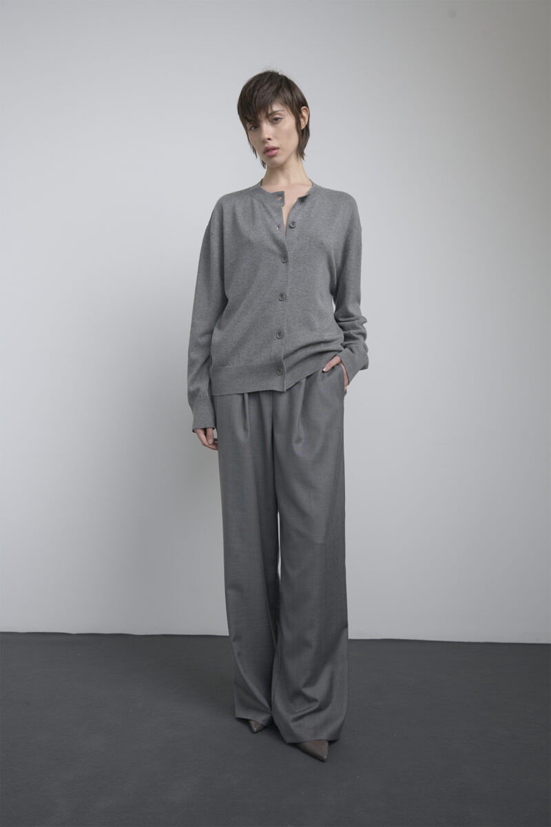 EXTRA THIN CLASSIC CARDIGAN - Image 2