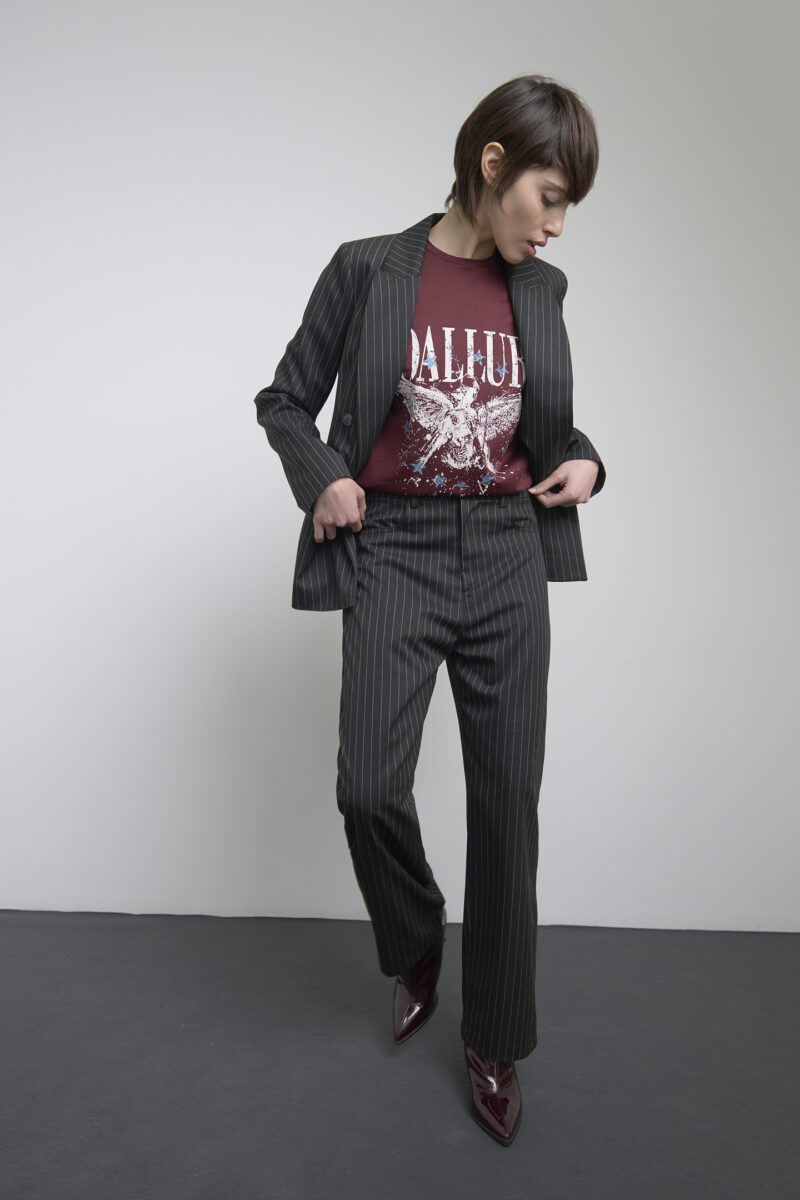 T-SHIRT OVER CON STAMPA FATA - immagine 2