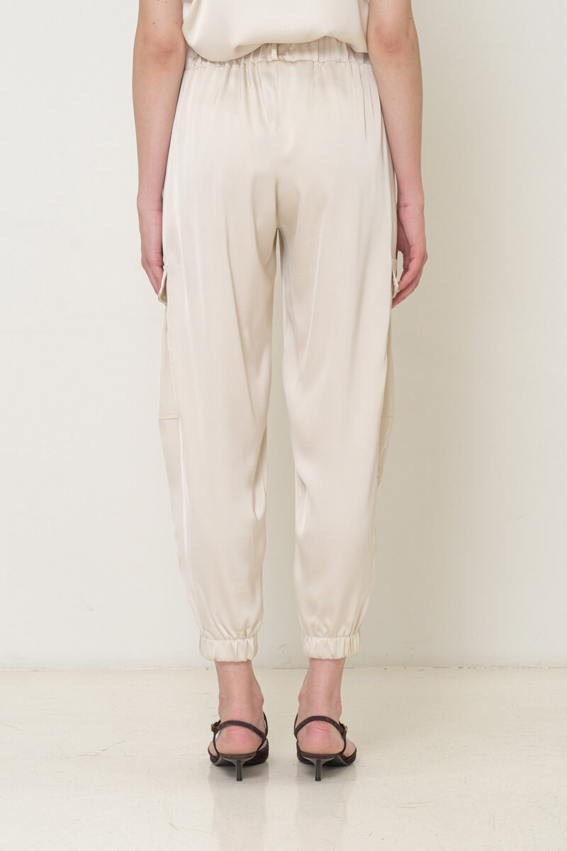 PANTALONI JOGGING CARGO IN RASO - immagine 5